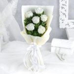 Heavenly 6 White Roses Bunch-